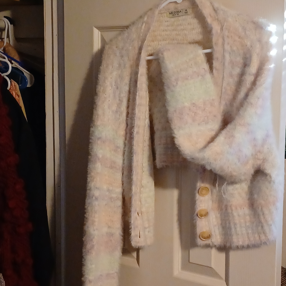 Arizona Jean Company Cream Knit Cardigan